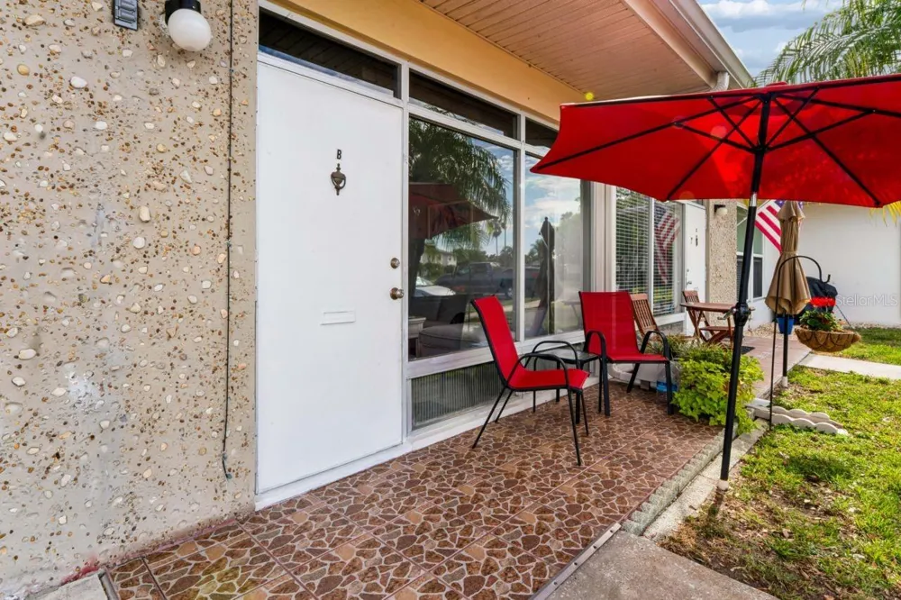 4363 TAHITIAN GARDENS CIRCLE #B Holiday, FL 34691