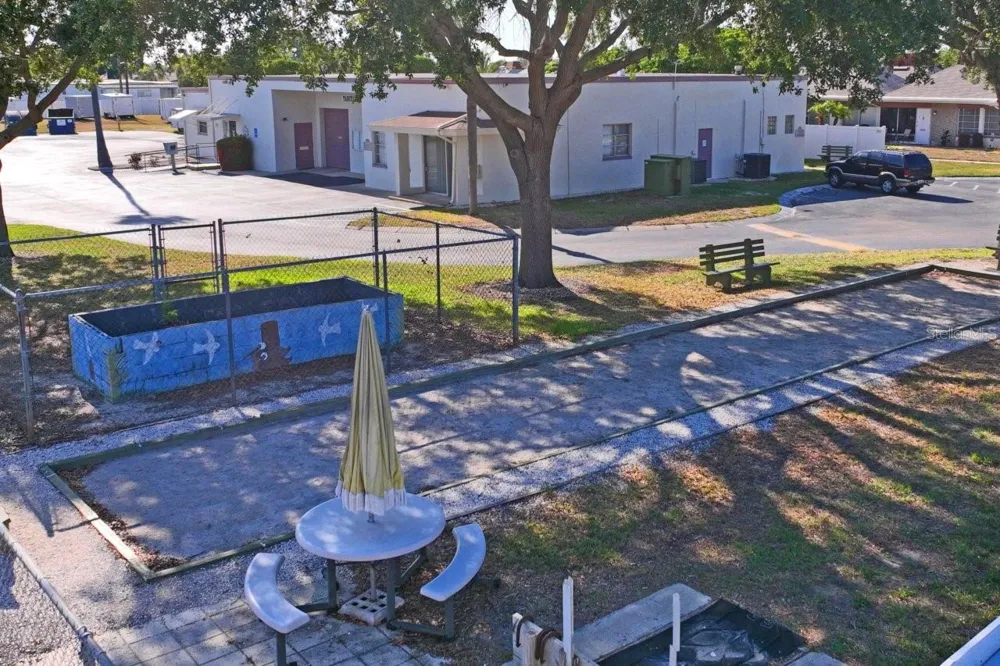4363 TAHITIAN GARDENS CIRCLE #B Holiday, FL 34691