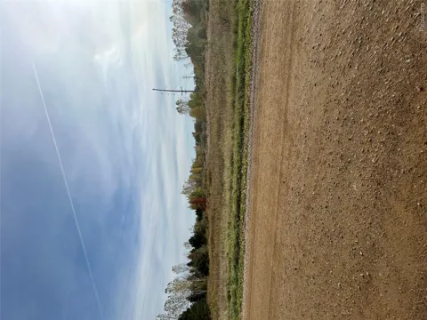 E Brooks Road