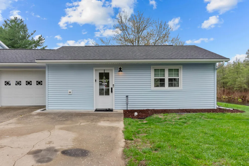 3412 Briar Jefferson Township, MI 49266