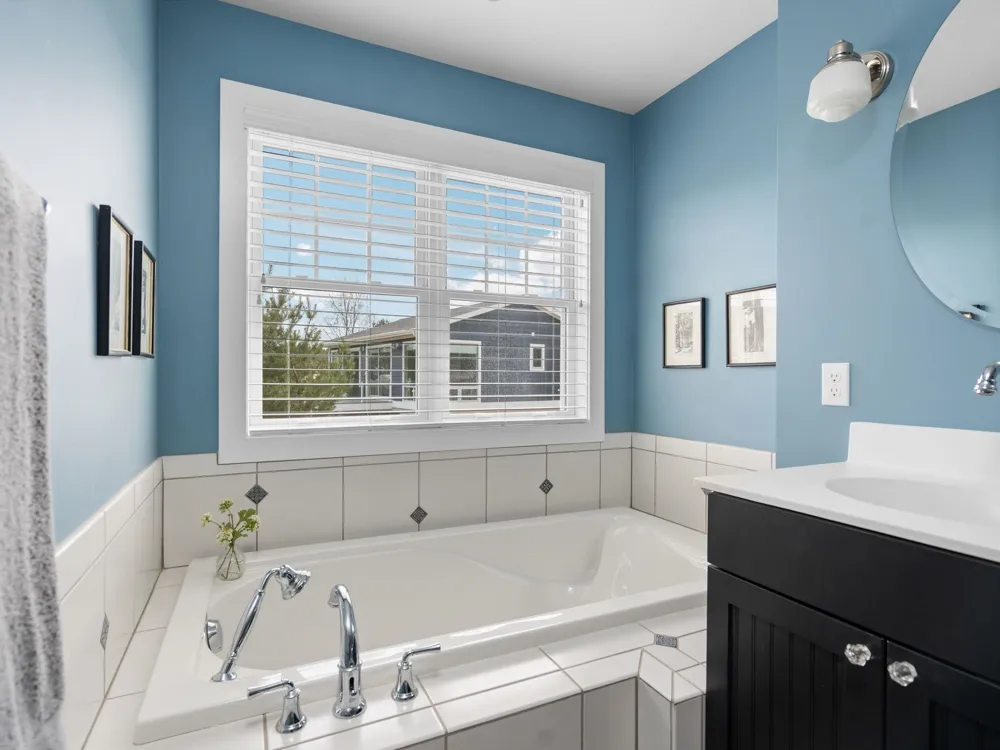 8371 E Boca Vista Trail Elmwood Charter Township, MI 49684