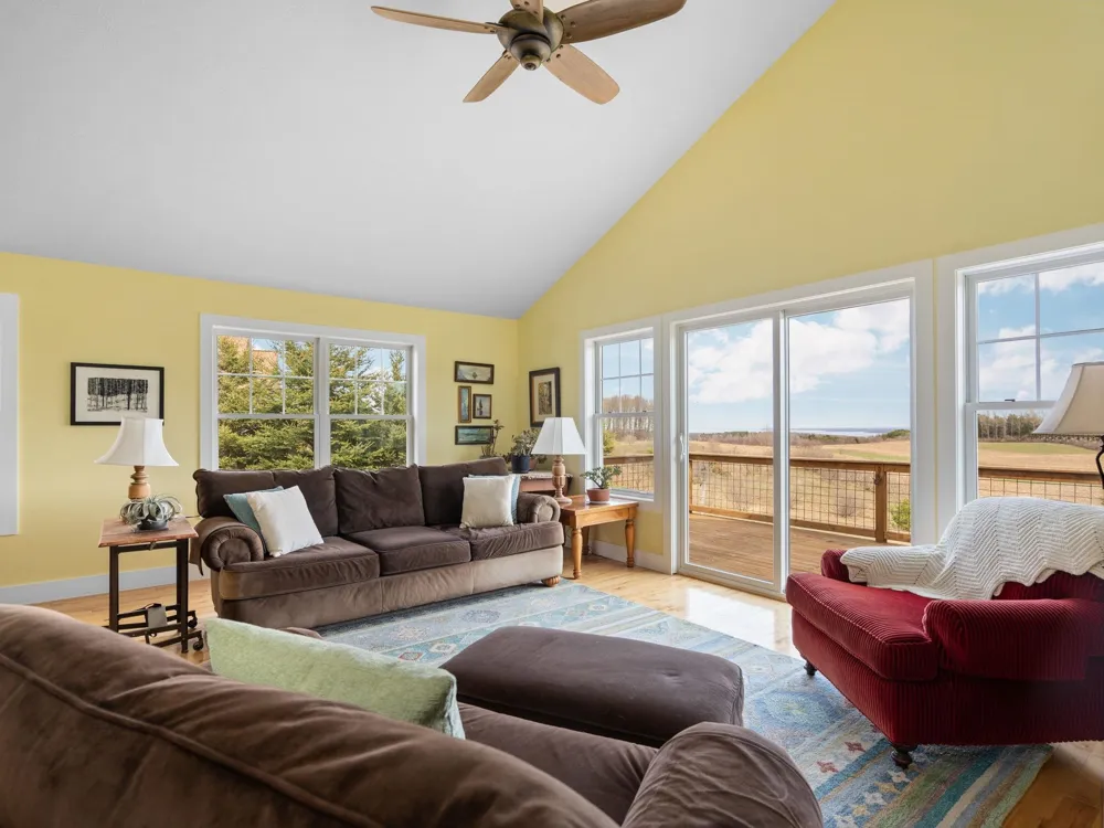 8371 E Boca Vista Trail Elmwood Charter Township, MI 49684