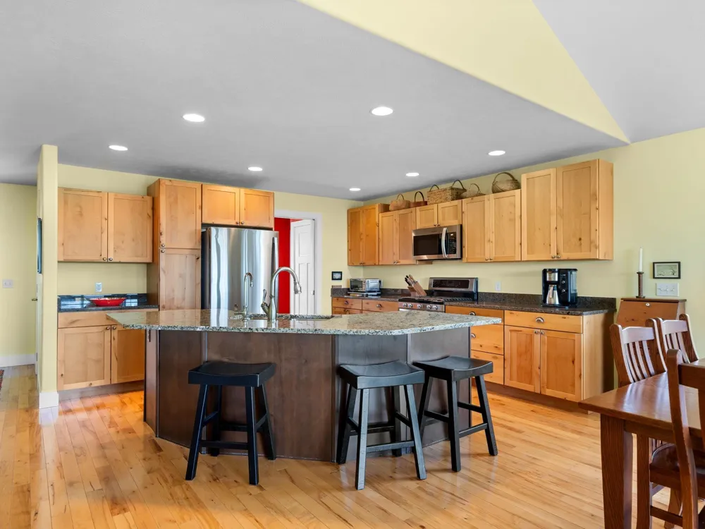 8371 E Boca Vista Trail Elmwood Charter Township, MI 49684