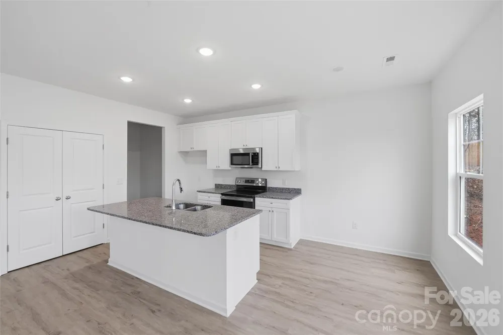 1325 Western Hills Lane Vale, NC 28168