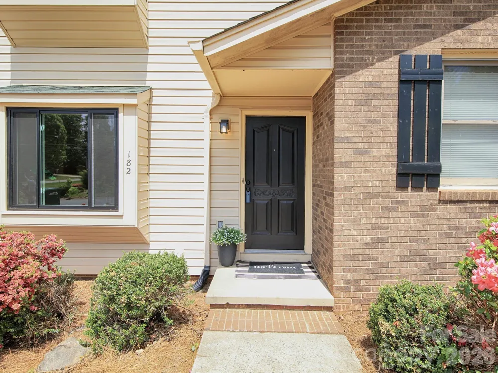 182 Calvin Street Troutman, NC 28166