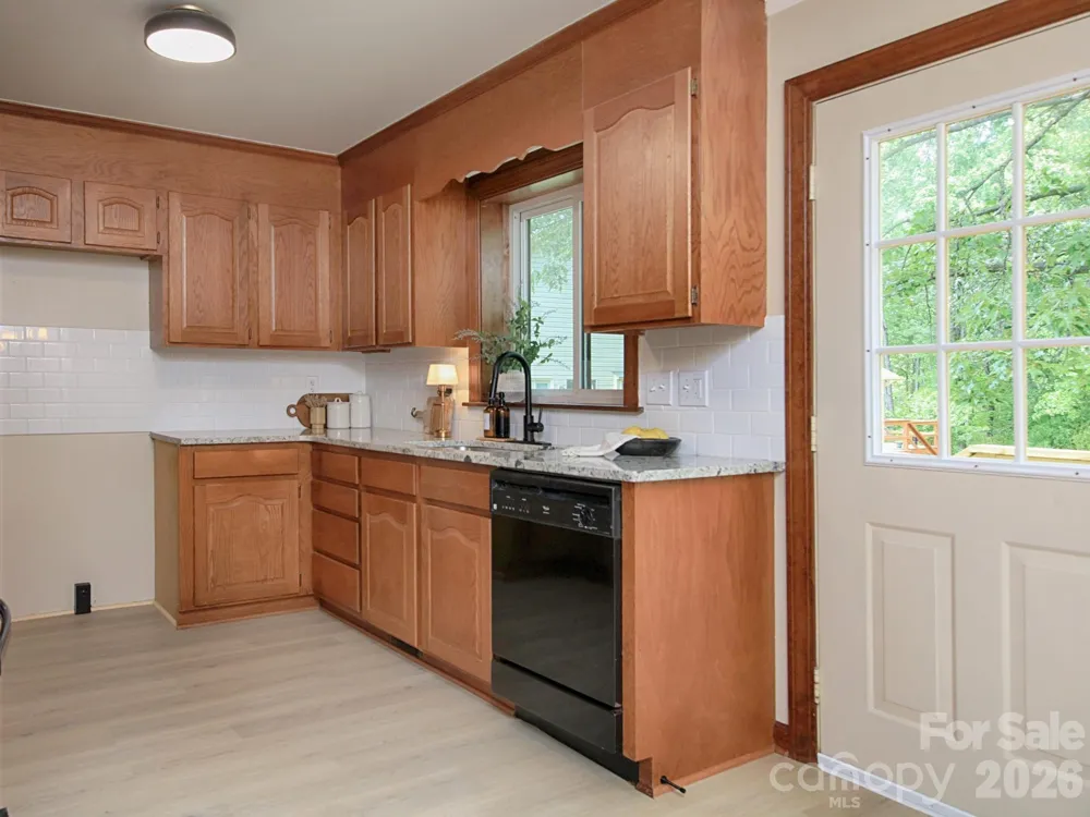 182 Calvin Street Troutman, NC 28166