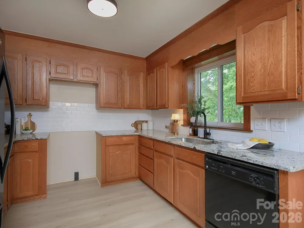 182 Calvin Street Troutman, NC 28166