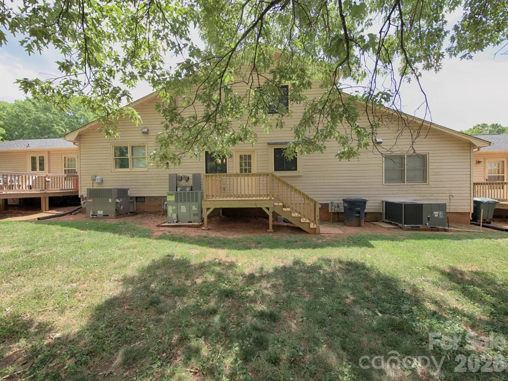 182 Calvin Street Troutman, NC 28166