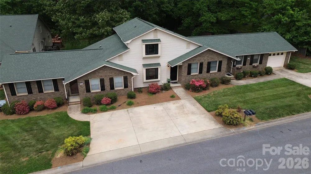 182 Calvin Street Troutman, NC 28166