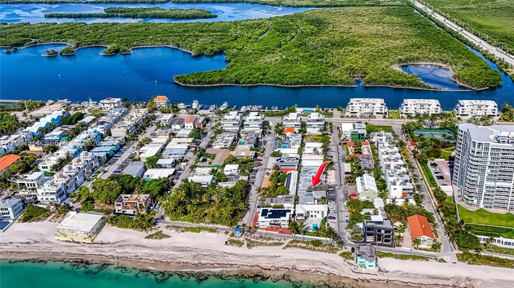 318 Walnut St Hollywood, FL 33019