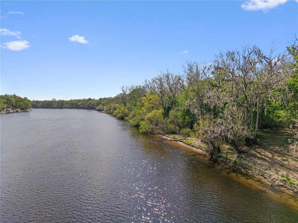 615 NE 904 STREET Old Town, FL 32680