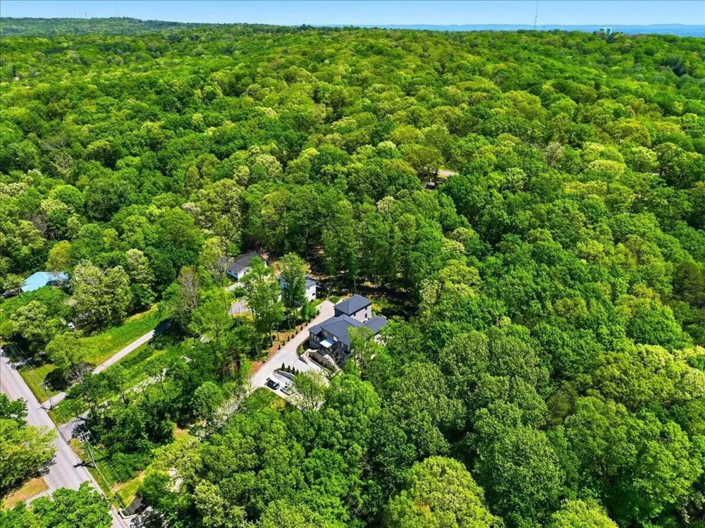 506 Timberlinks Drive Signal Mountain, TN 37377