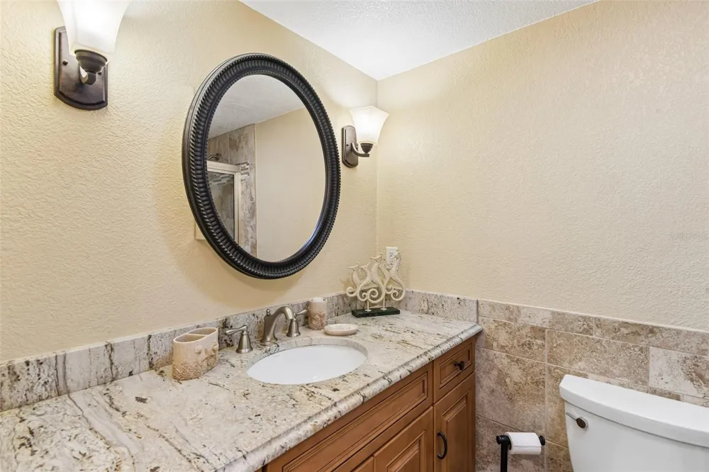 50 GULF BOULEVARD #301 Indian Rocks Beach, FL 33785
