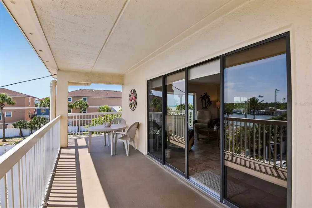50 GULF BOULEVARD #301 Indian Rocks Beach, FL 33785