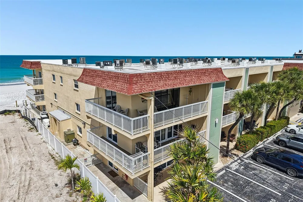 50 GULF BOULEVARD #301 Indian Rocks Beach, FL 33785
