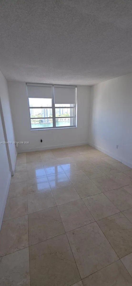 2750 NE 183rd St #2010 Aventura, FL 33160