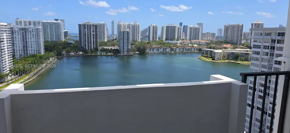 2750 NE 183rd St #2010 Aventura, FL 33160