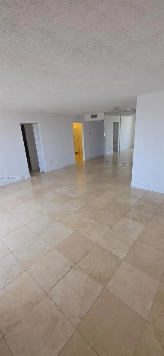 2750 NE 183rd St #2010 Aventura, FL 33160