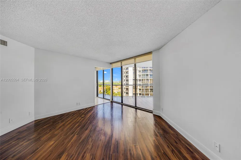3610 Yacht Club Dr #1016 Aventura, FL 33180