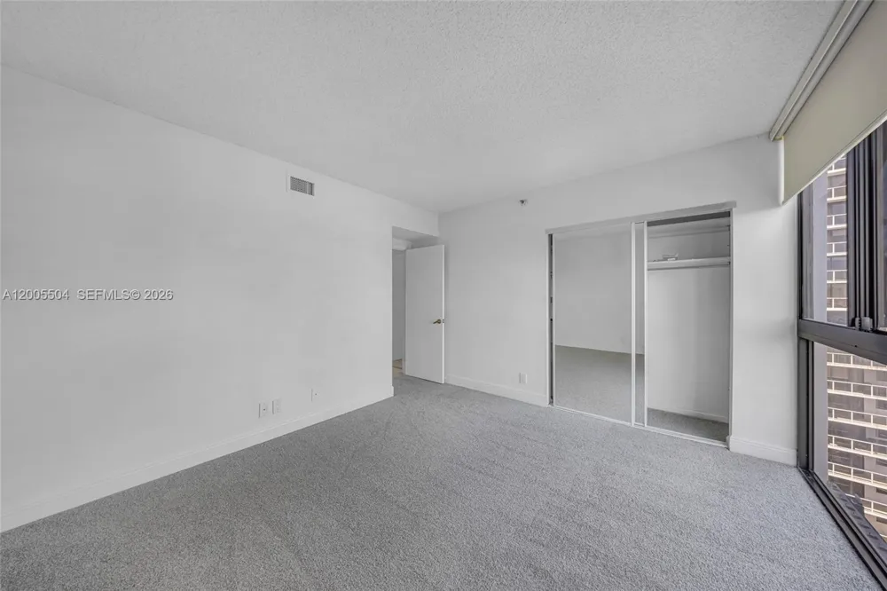 3610 Yacht Club Dr #1016 Aventura, FL 33180