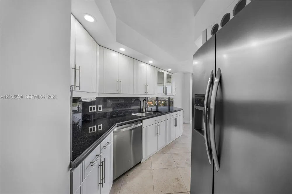 3610 Yacht Club Dr #1016 Aventura, FL 33180
