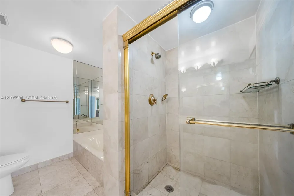 3610 Yacht Club Dr #1016 Aventura, FL 33180
