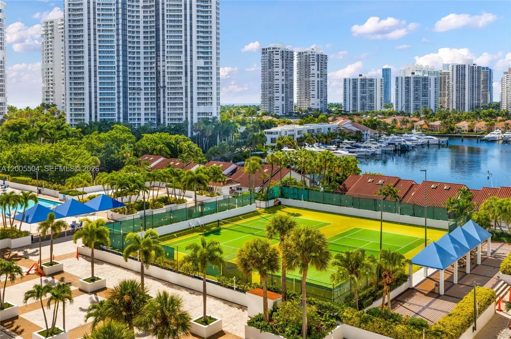 3610 Yacht Club Dr #1016 Aventura, FL 33180