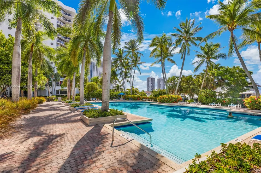 3610 Yacht Club Dr #1016 Aventura, FL 33180