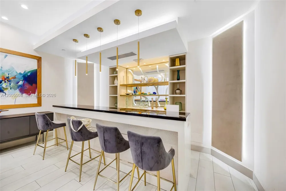 3610 Yacht Club Dr #1016 Aventura, FL 33180
