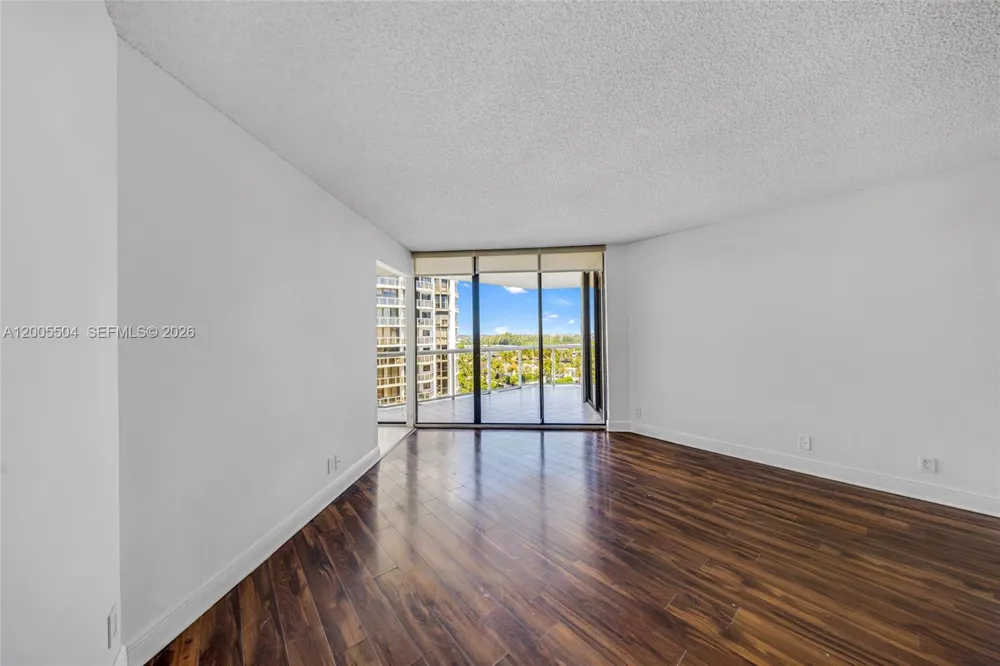 3610 Yacht Club Dr #1016 Aventura, FL 33180