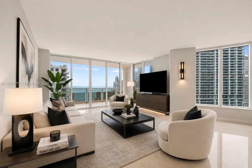 901 Brickell Key Blvd #2804 Miami, FL 33131