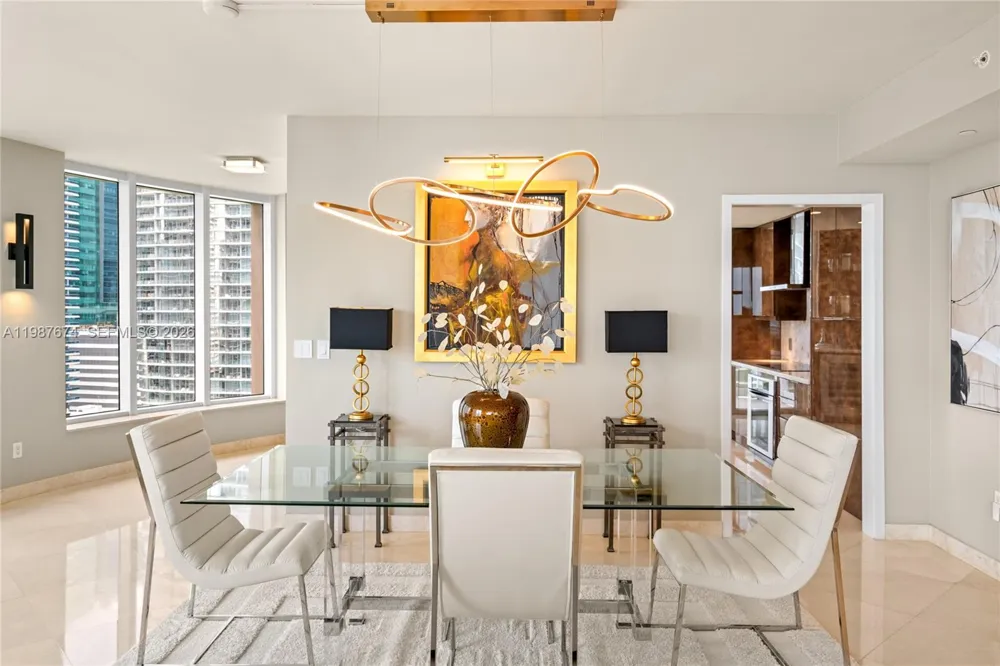 901 Brickell Key Blvd #2804 Miami, FL 33131