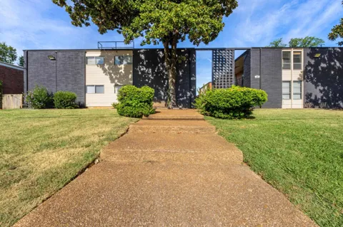 105 N BELVEDERE BLVD #6