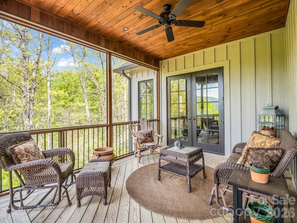 189 Tatanka Trail Lake Lure, NC 28746