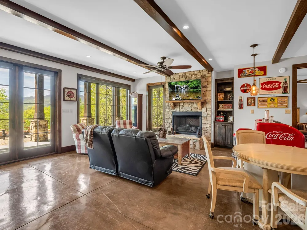 189 Tatanka Trail Lake Lure, NC 28746