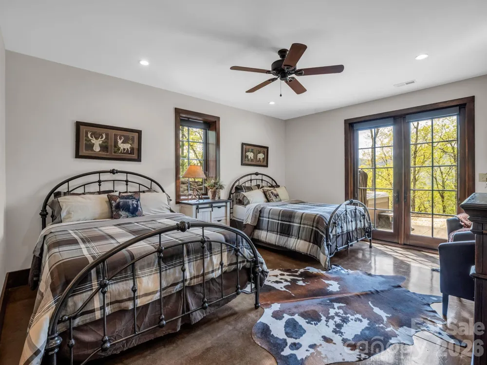 189 Tatanka Trail Lake Lure, NC 28746