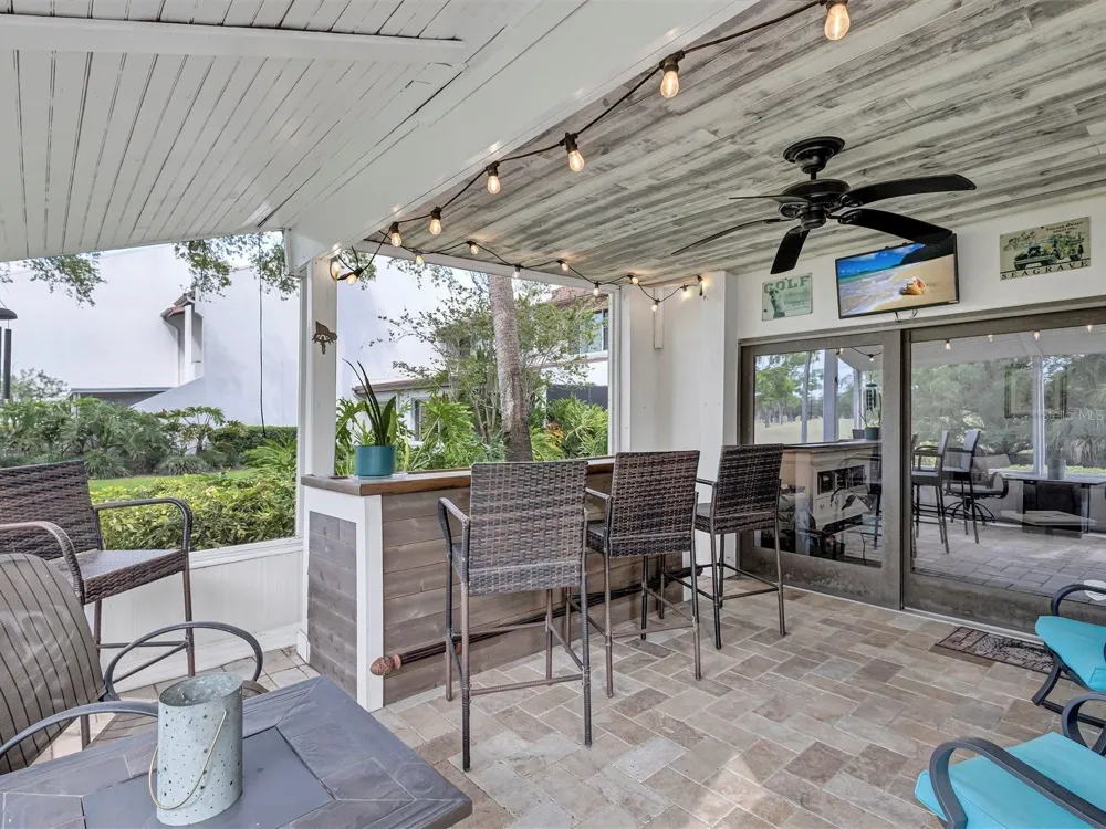 7581 CUMBERLAND ROAD #7 Seminole, FL 33777