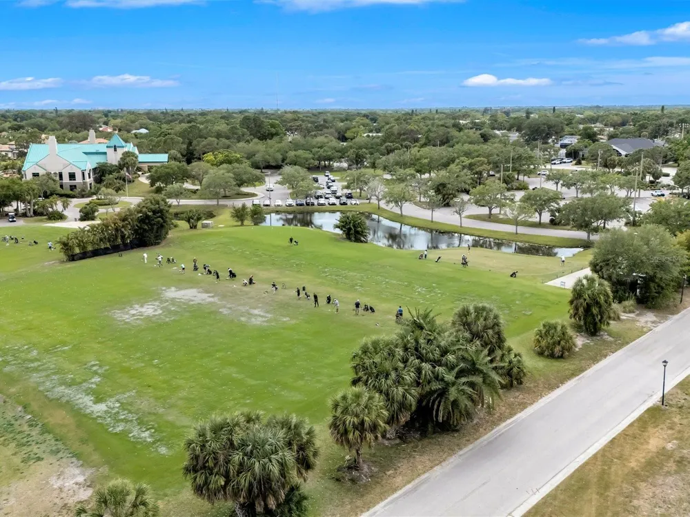 7581 CUMBERLAND ROAD #7 Seminole, FL 33777