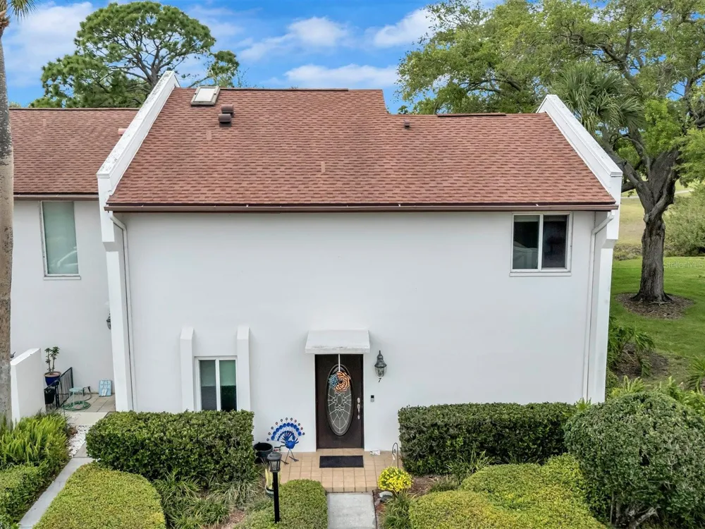 7581 CUMBERLAND ROAD #7 Seminole, FL 33777