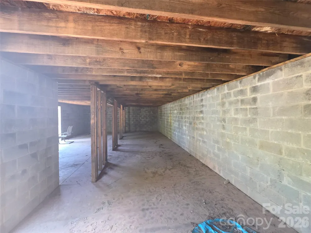 68 Nancy Tolley Street Marion, NC 28752