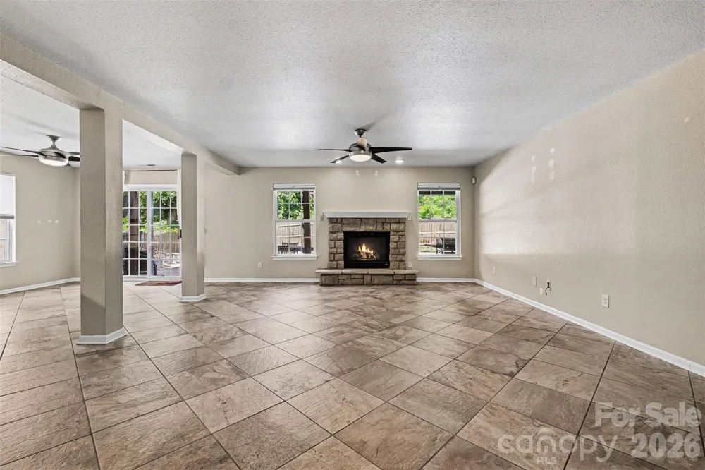 5671 Hammermill Drive Harrisburg, NC 28075