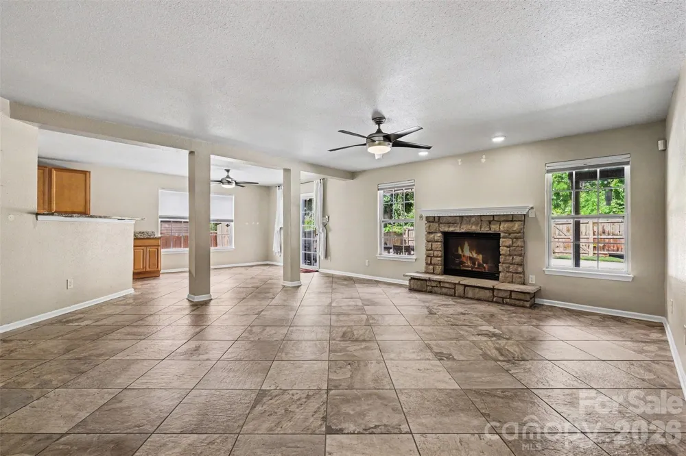 5671 Hammermill Drive Harrisburg, NC 28075