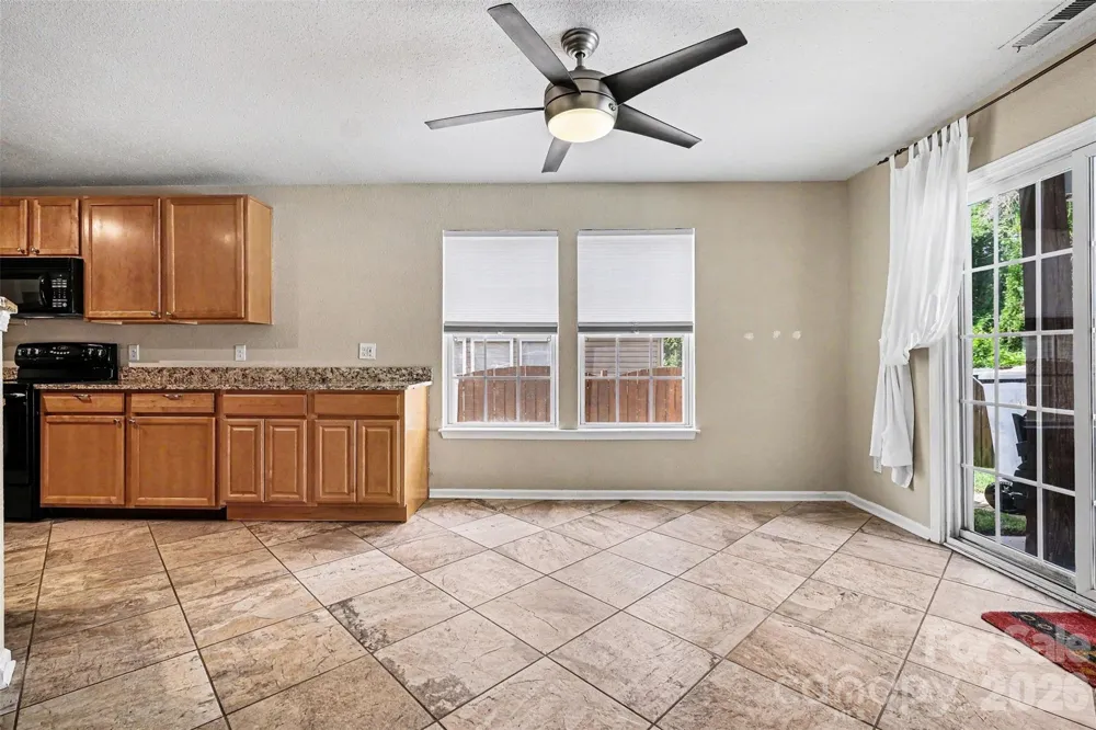 5671 Hammermill Drive Harrisburg, NC 28075