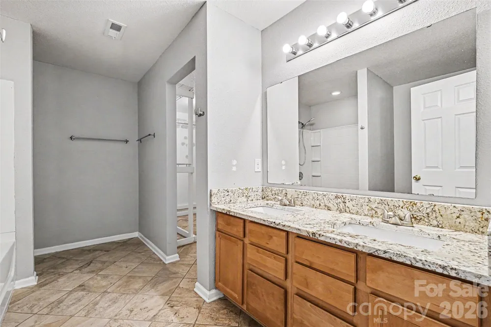 5671 Hammermill Drive Harrisburg, NC 28075