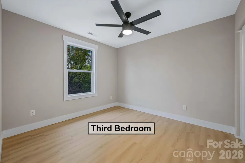 337 Garren Creek Road Fairview, NC 28730