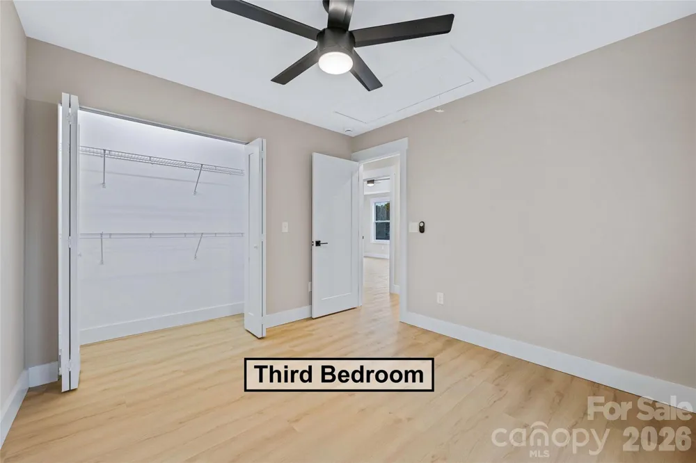 337 Garren Creek Road Fairview, NC 28730