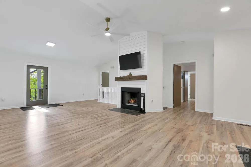 1388 King Road Pisgah Forest, NC 28768