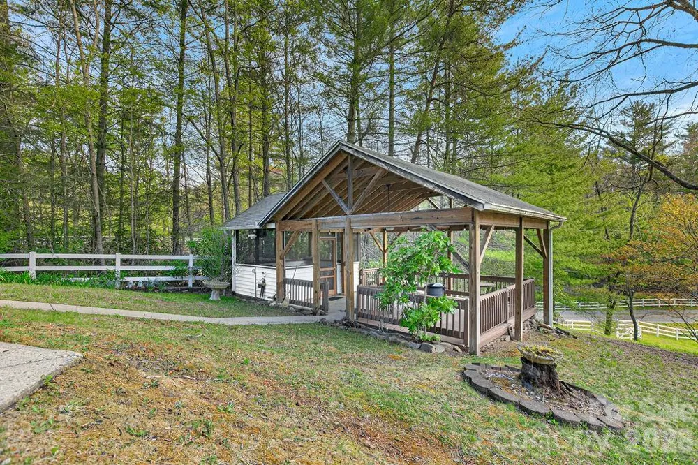 1388 King Road Pisgah Forest, NC 28768