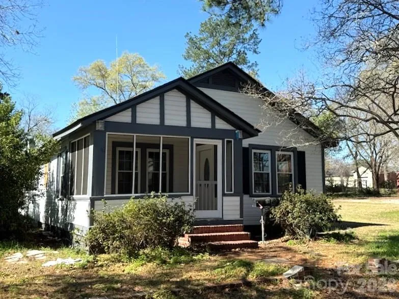 161 Seaboard Street Cheraw, SC 29520
