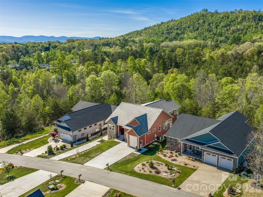 49 Al Dorf Drive Weaverville, NC 28787
